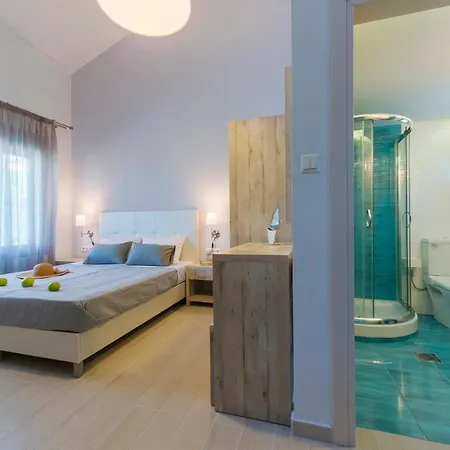 Terra Di Olive Thassos ポトス